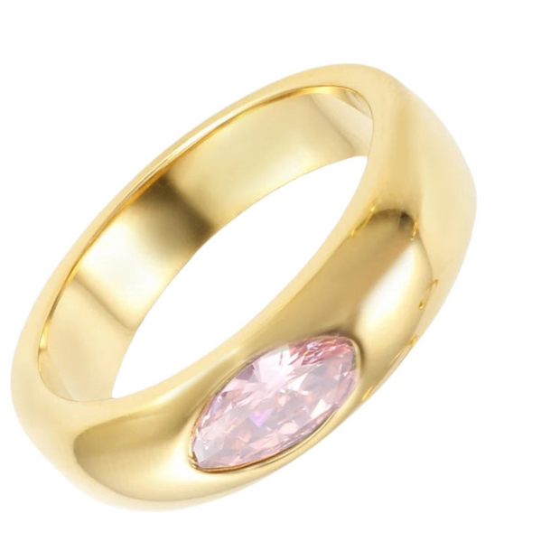 Amani - Gold Ring with Oval Stone