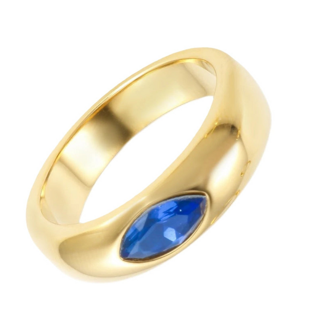 Amani - Gold Ring with Oval Stone