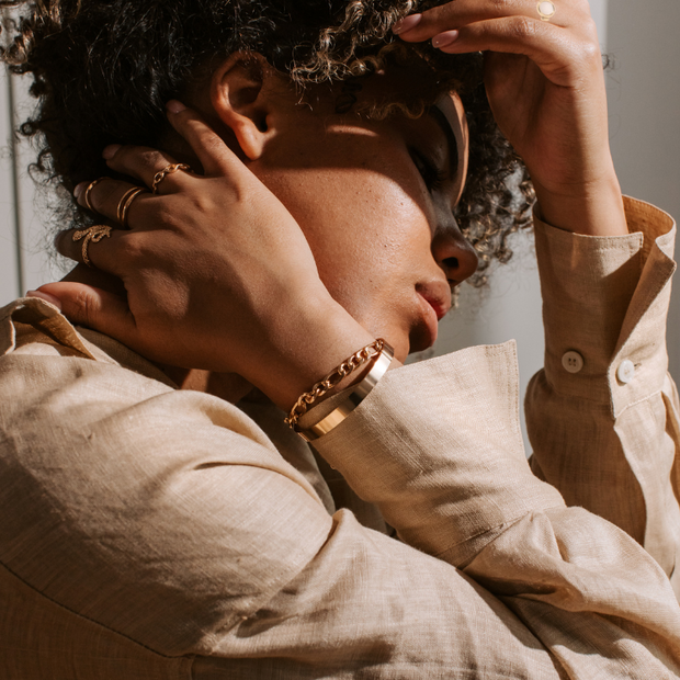 Eliza - Gold White Shell Ring