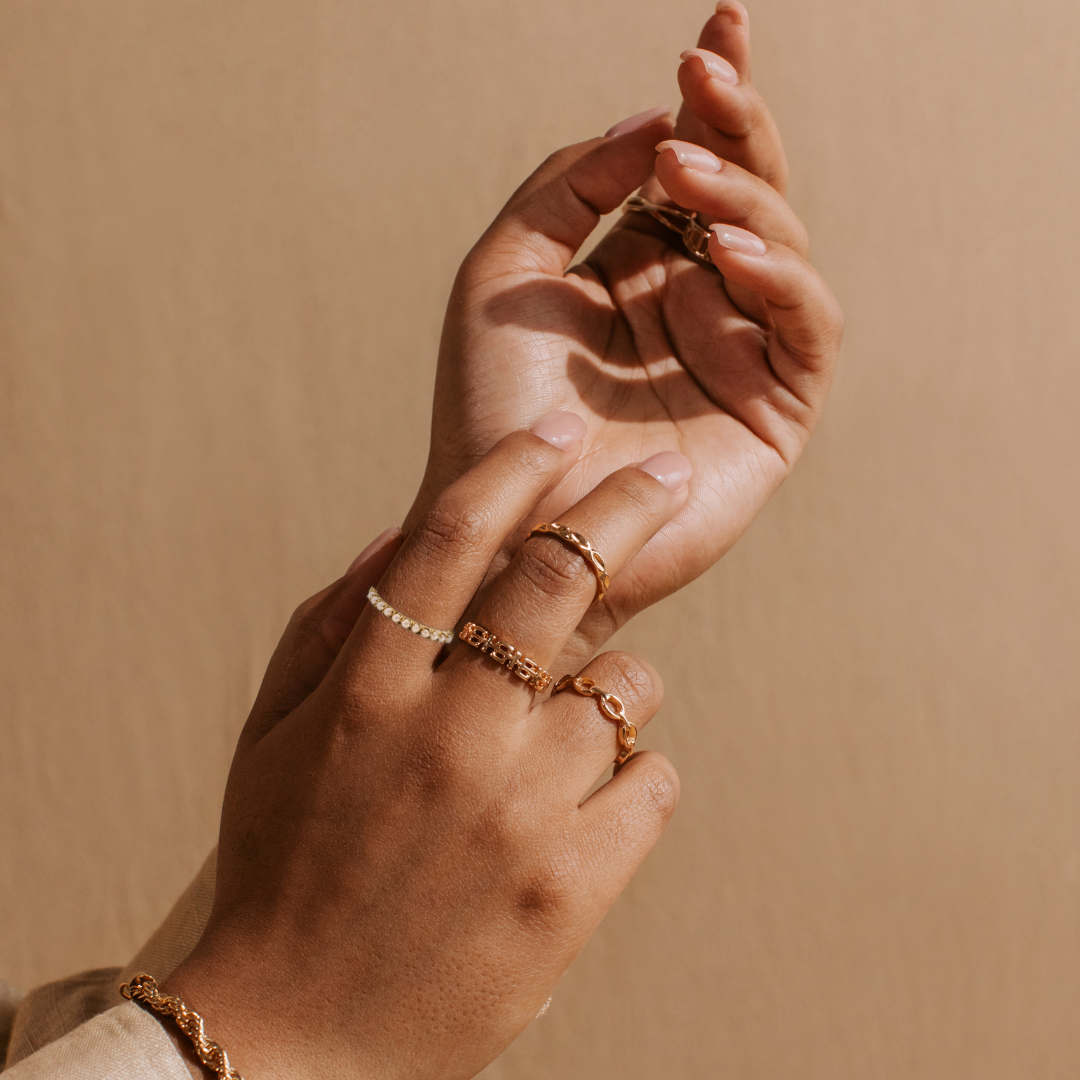 Phoebe - Gold Pearl Ring