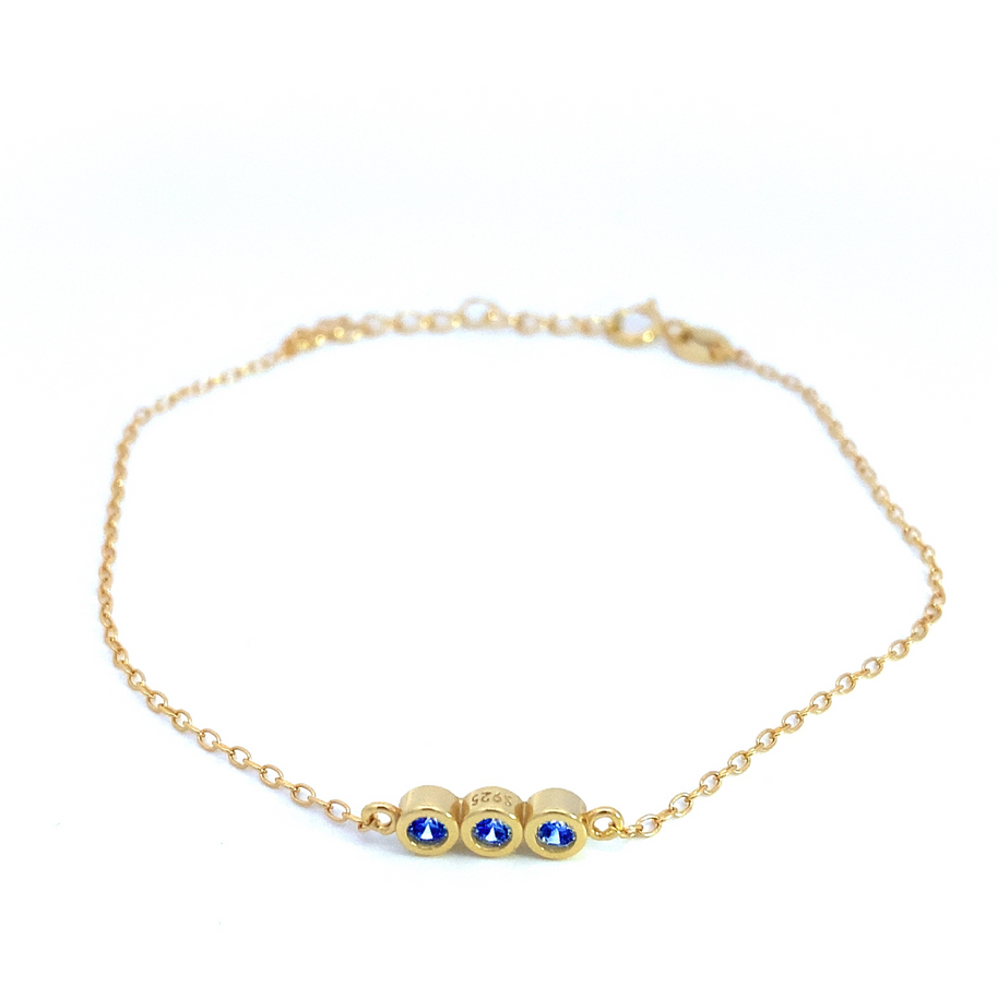 Penelope - Bracelet with Three Circular Gemstones