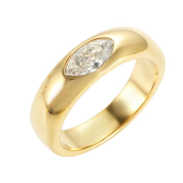 Amani - Gold Ring with Oval Stone